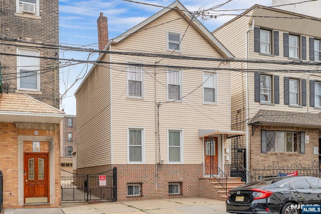 57 Madison Street - Photo 1