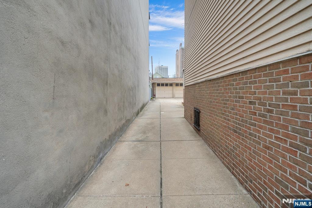 57 Madison Street - Photo 3