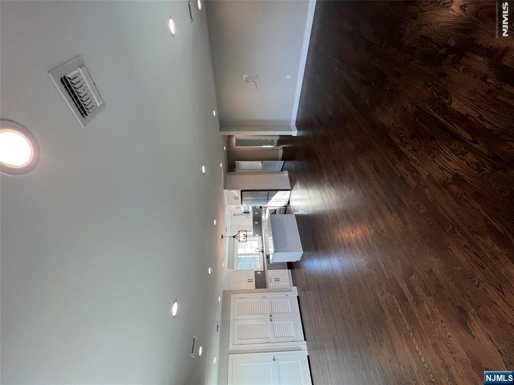 839 Pleasantview Terrace 2 - Photo 2