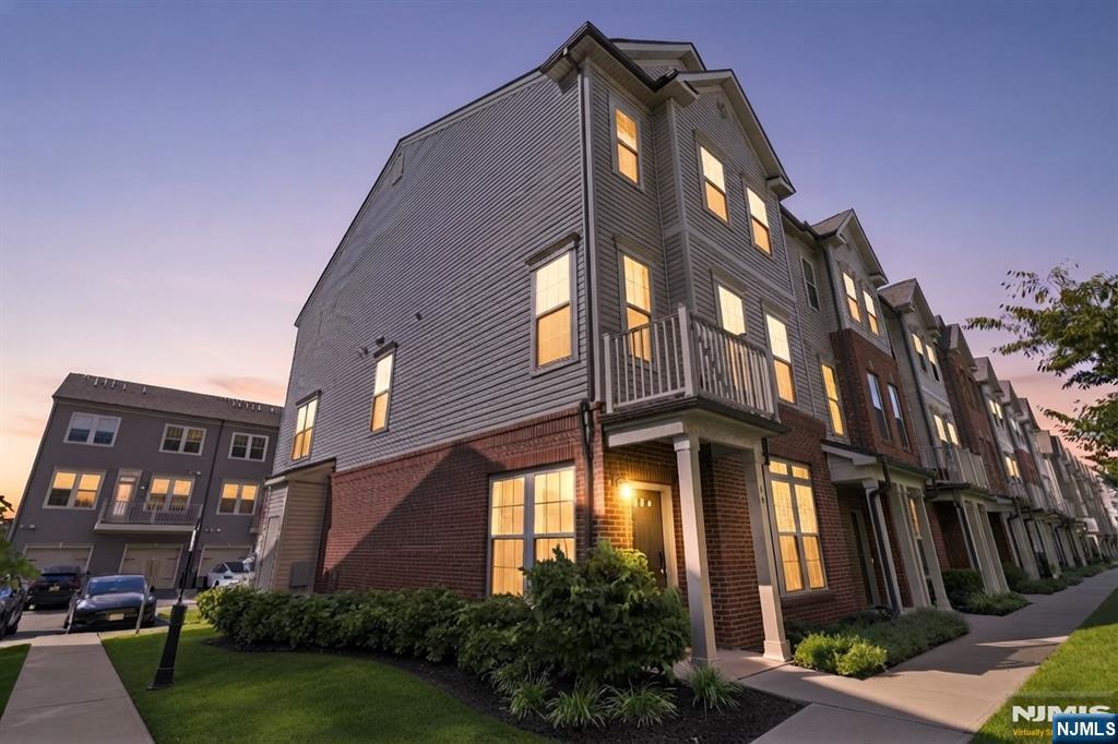 59 Arnold Drive - Photo 4