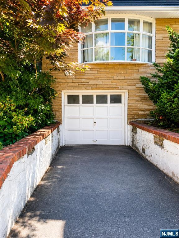 52 Valley Street - Photo 3