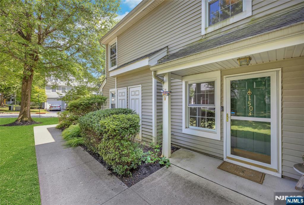 1503 Cornwall Road - Photo 3