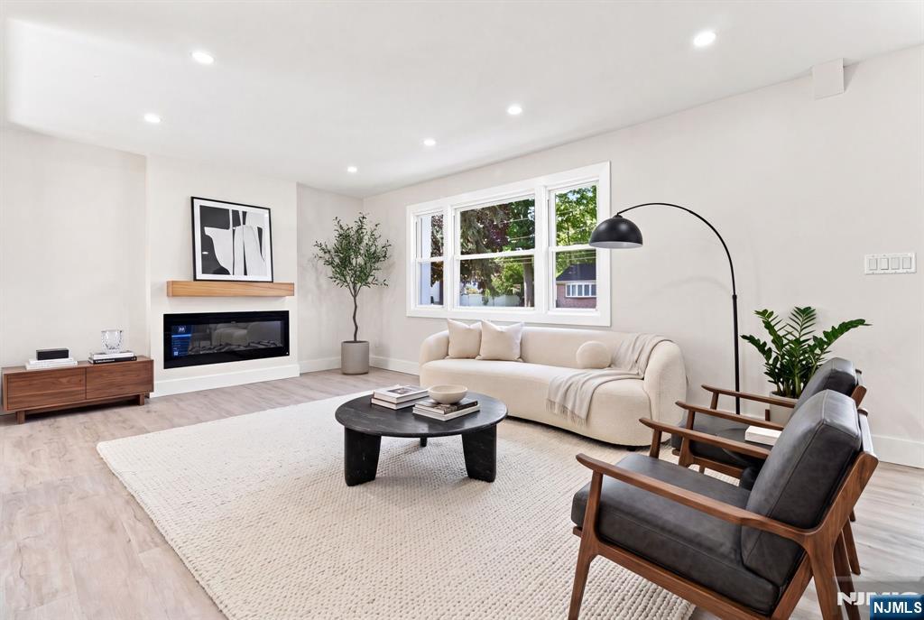23 Buckingham Road - Photo 3