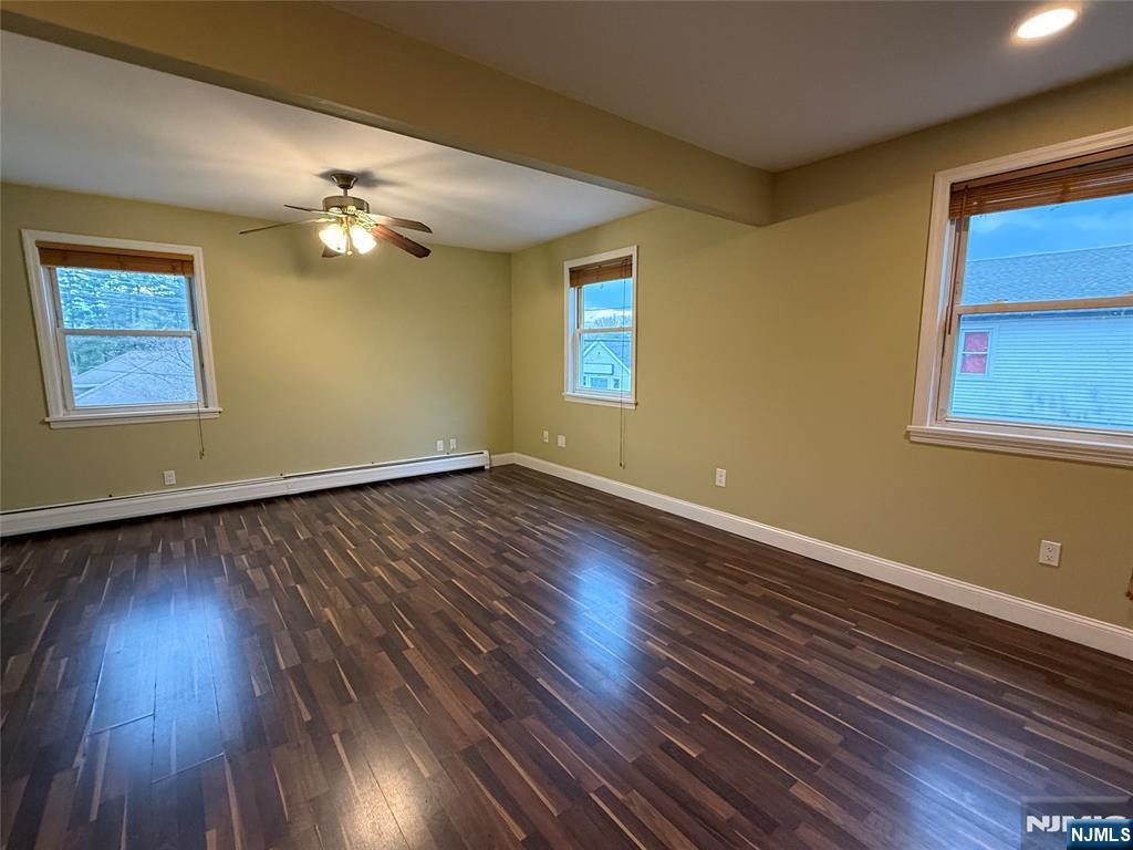 162 Paris Avenue 2 - Photo 3