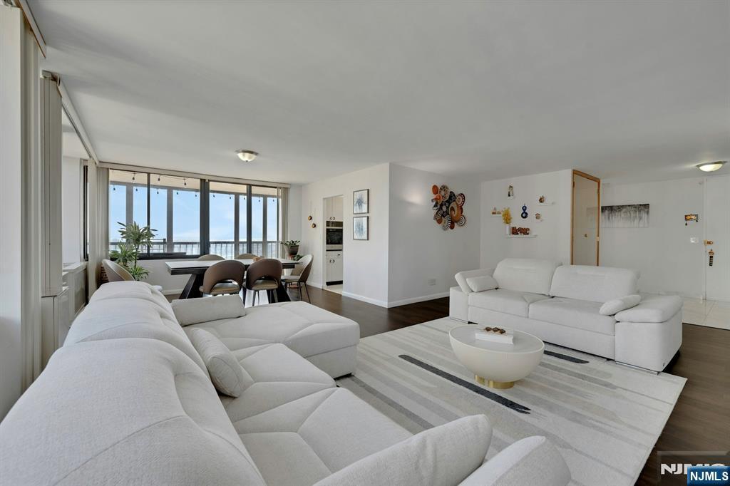 200 Winston Drive 2504 - Photo 4