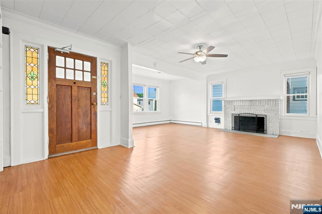 18 Winfield Street - Photo 2