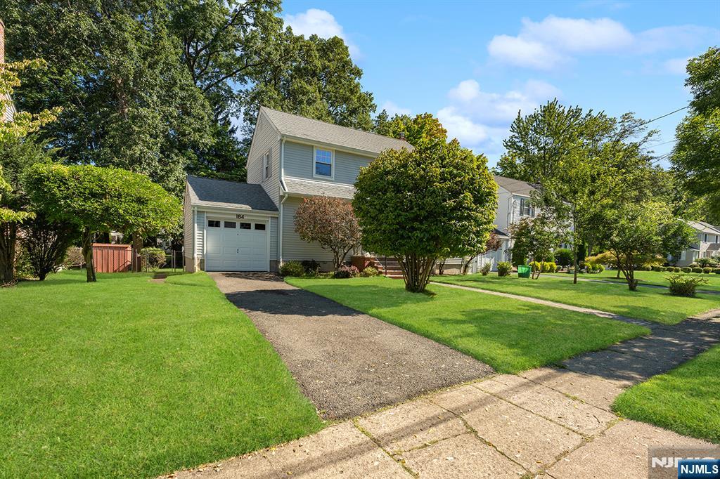 Photo 2 of Single family home for sale at 164 Kensington Rd, River Edge, NJ 07661 | MLS# 26031174 | Listing updated on 2026-09-17