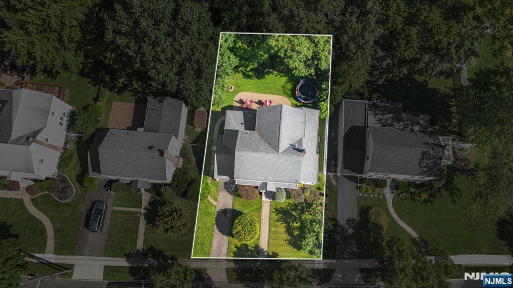 Photo 3 of Single family home for sale at 164 Kensington Rd, River Edge, NJ 07661 | MLS# 26031174 | Listing updated on 2026-09-17