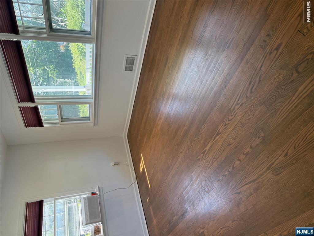 15 Brook Street - Photo 2
