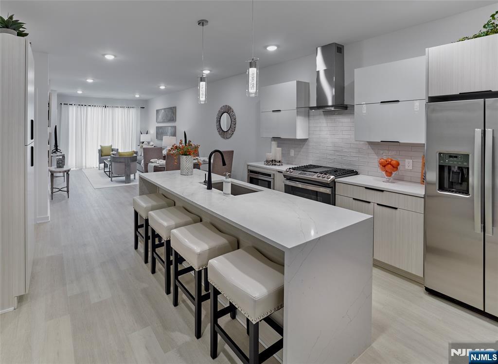 8 Tice Road 302 - Photo 2