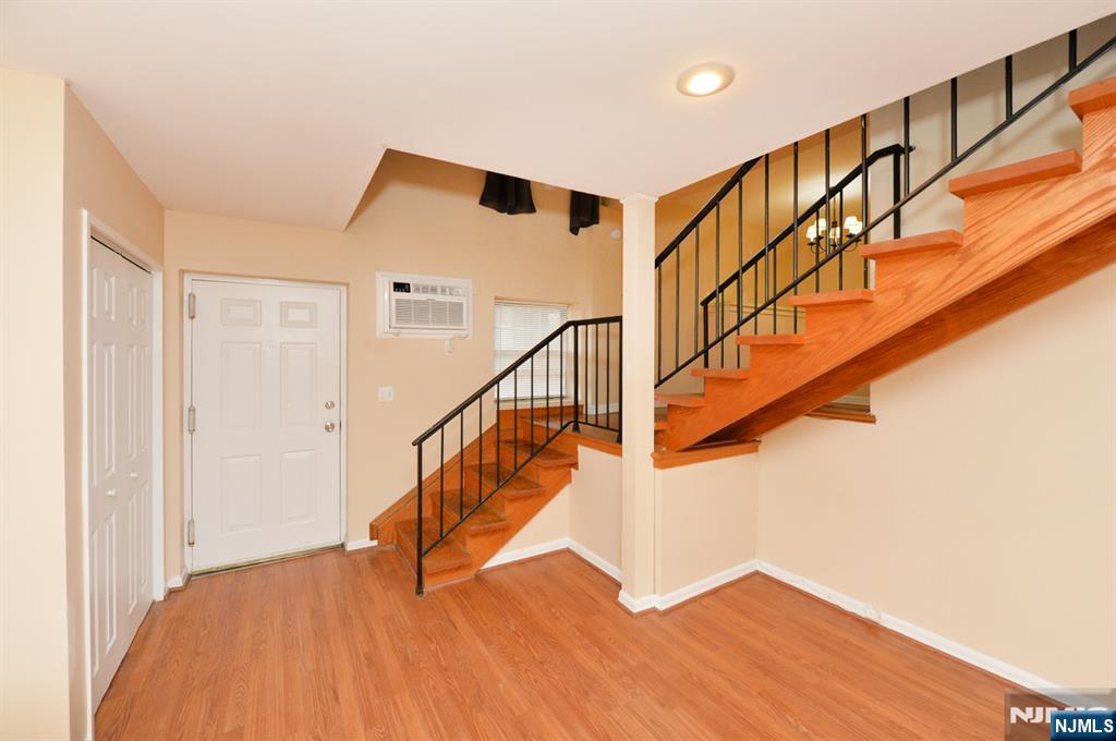 50 May Street 112 - Photo 2