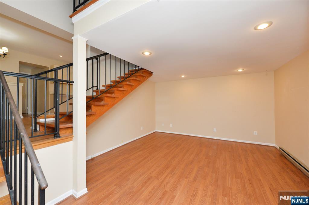 50 May Street 112 - Photo 4