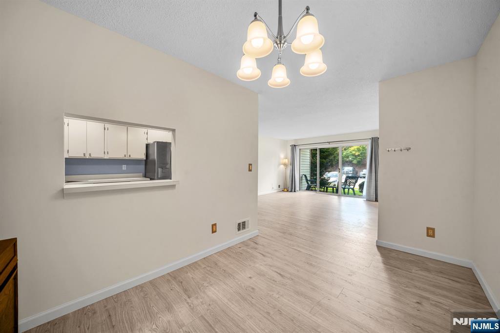 178 Robertson Way 822 - Photo 4
