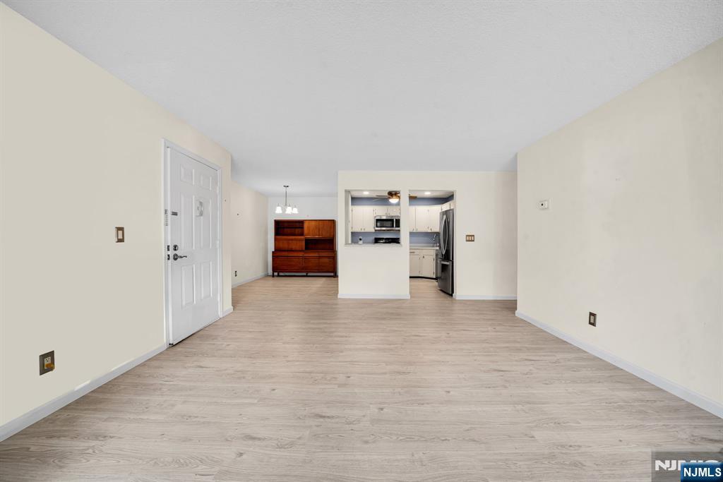 178 Robertson Way 822 - Photo 5