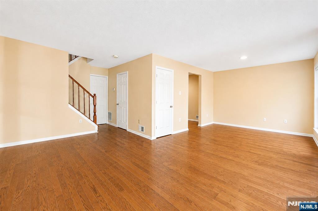 76 Boston Street - Photo 2