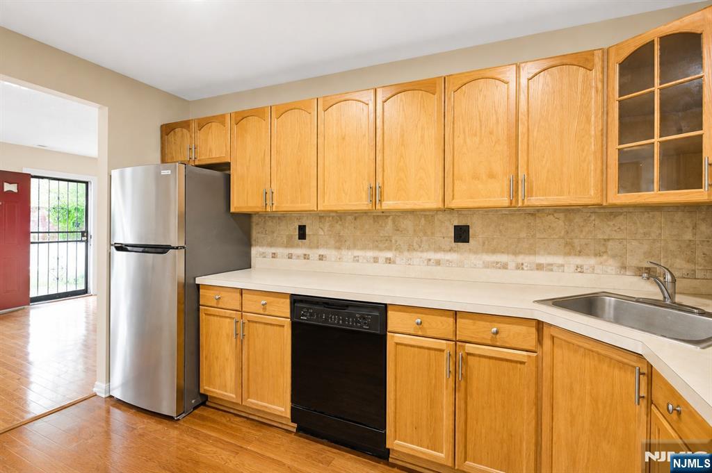 76 Boston Street - Photo 5