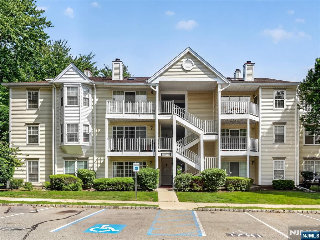 453 Poets Way - Photo 2