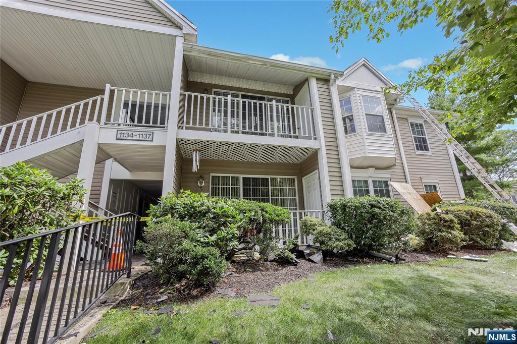 1134 Sycamore Lane - Photo 1