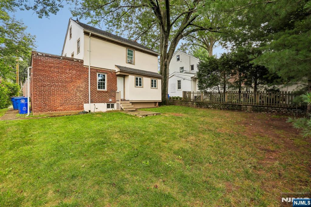 22 Elm Street