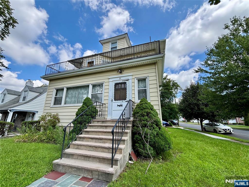 21 Barrows Avenue 1st Flr - Photo 1