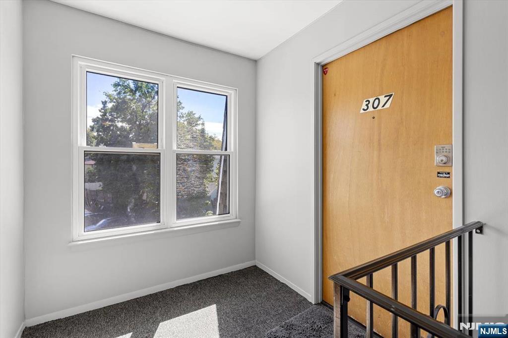 253 Park Avenue 307 - Photo 2