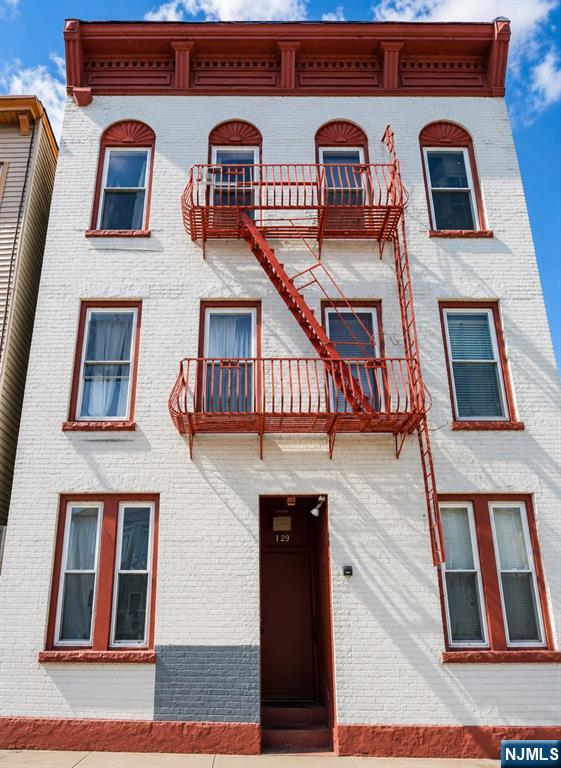 129 3rd Street - Photo 1