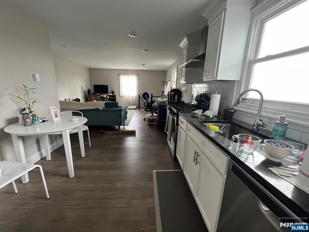 751 7th Street - Photo 2