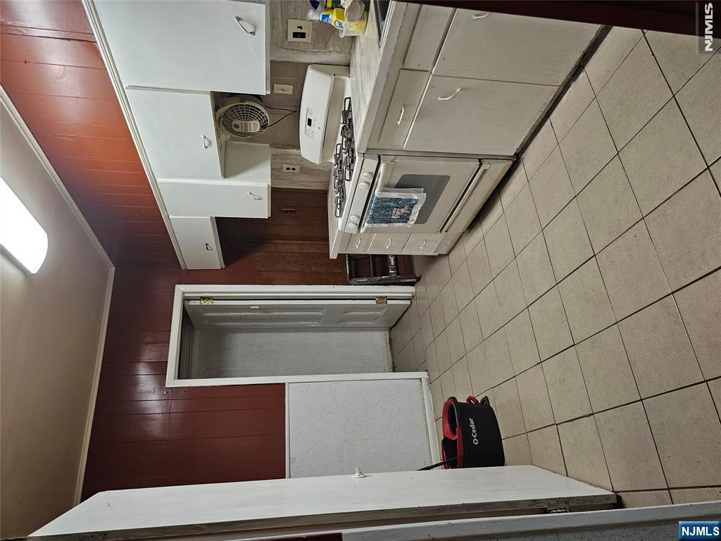 8th image of 292 Governor St, Paterson, NJ 07501 | MLS# 26031253