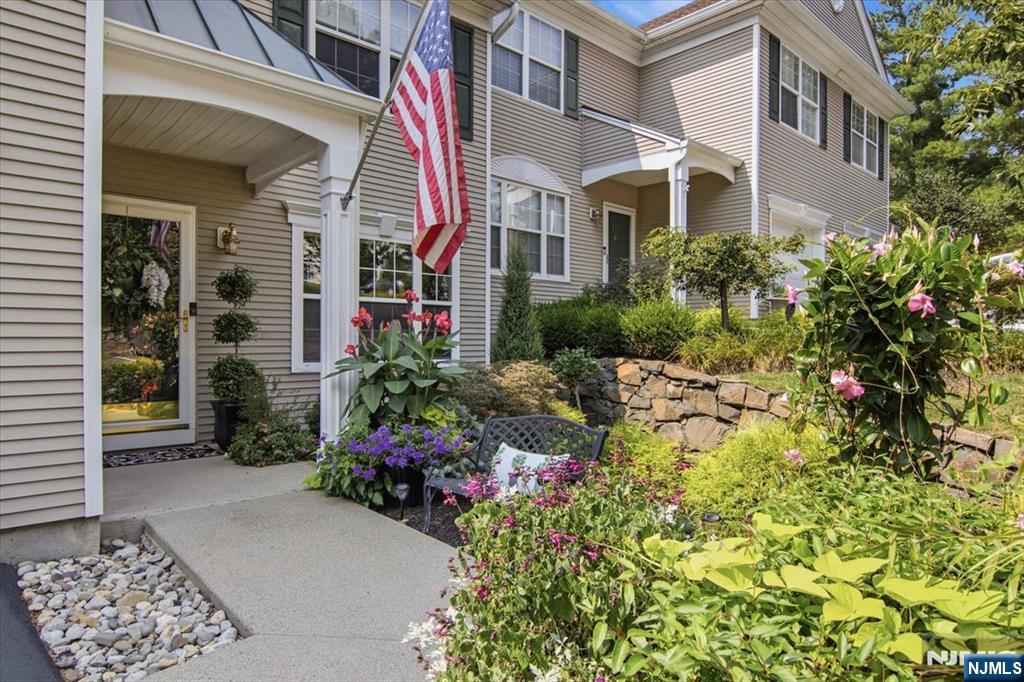 153 Rock Road - Photo 1