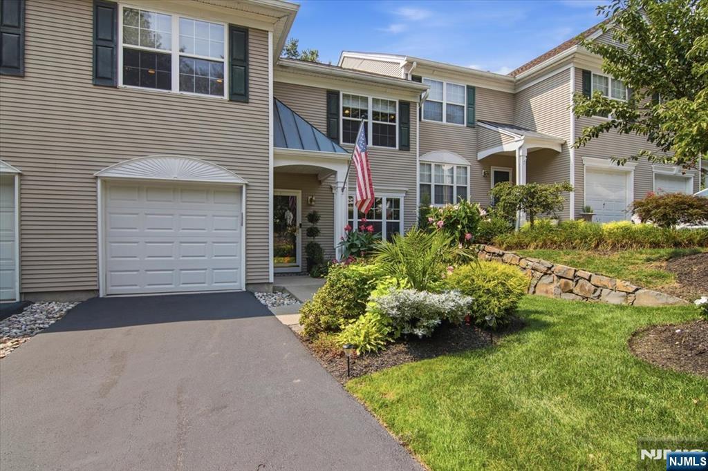 153 Rock Road - Photo 2