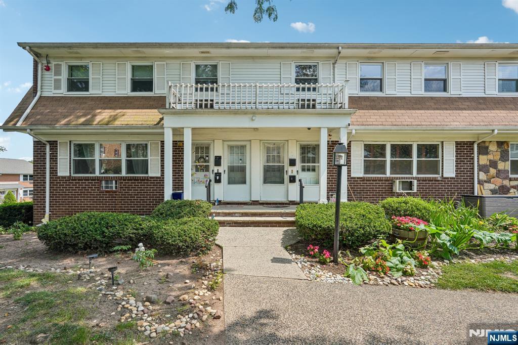 25 River Road 3 B - Photo 1