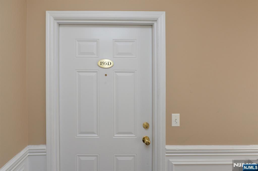195 N Washington Avenue D - Photo 2