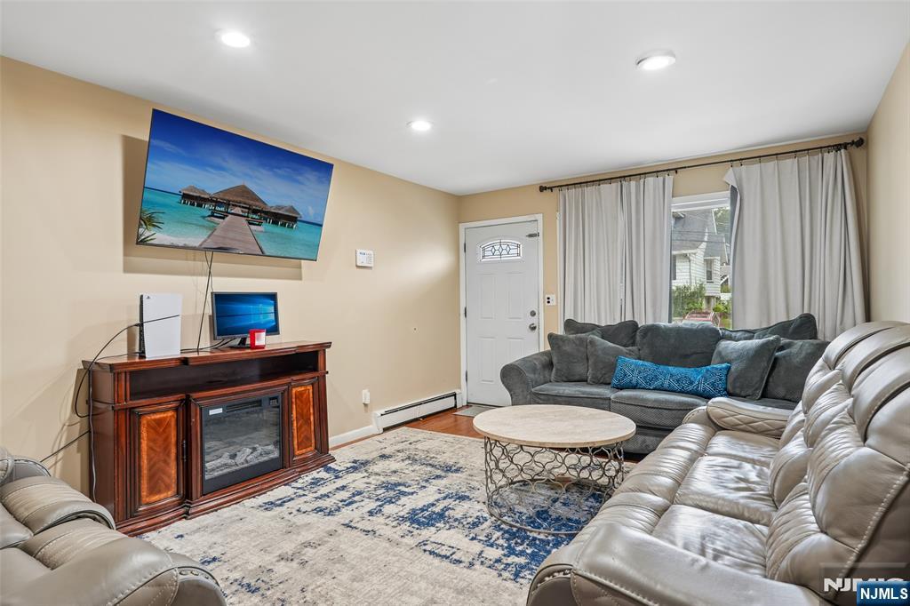 113 17th Street - Photo 4