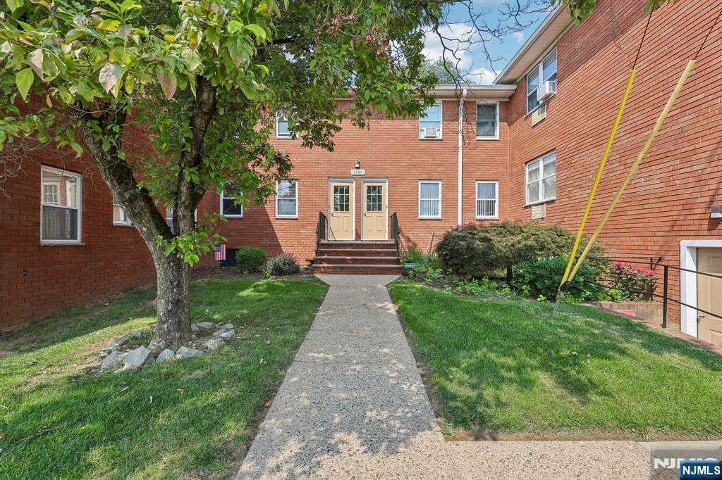 1130 Valley Road #1B