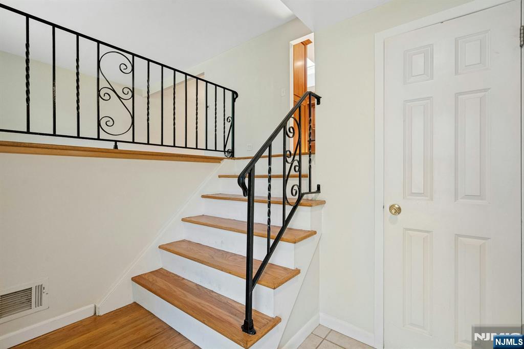 615 Maze Road - Photo 4