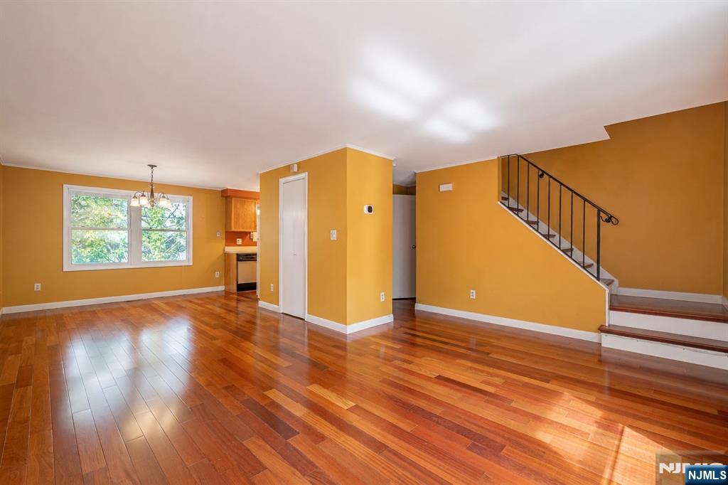 210 Caldwell Avenue 2 - Photo 4