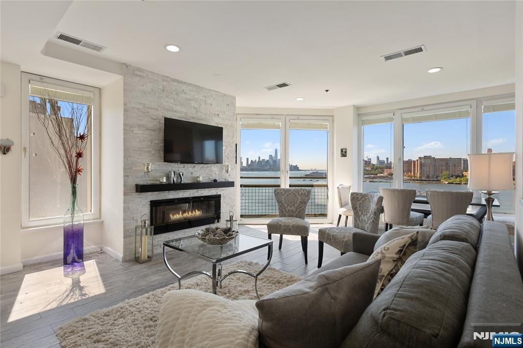 600 Harbor Boulevard 1146 - Photo 5
