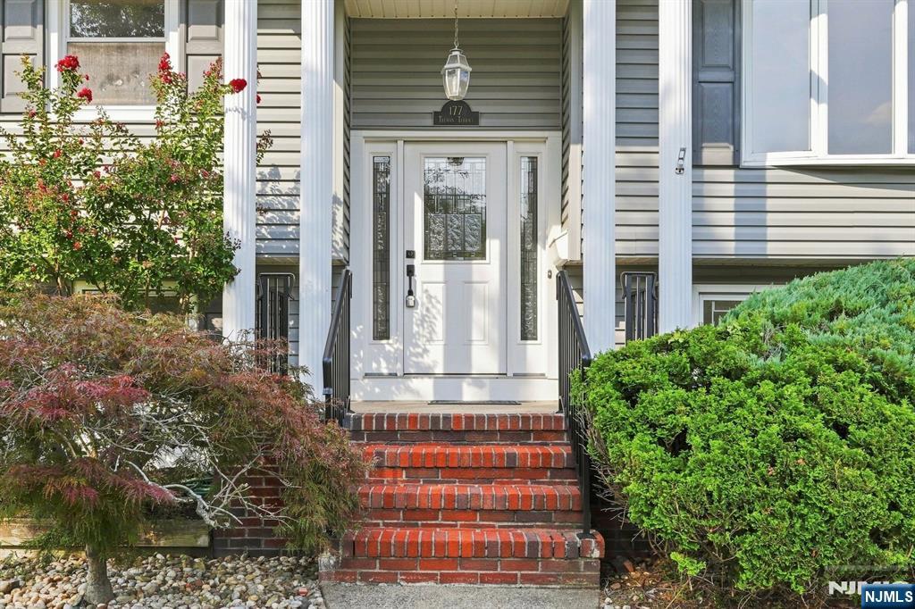 177 Truman Terrace - Photo 3