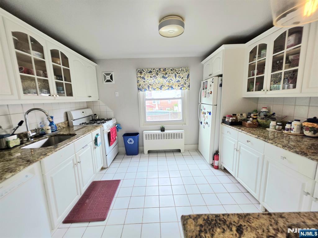 2209D Center Avenue D - Photo 4