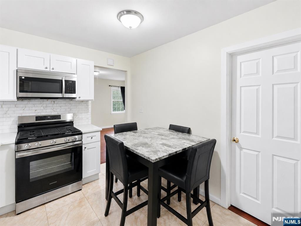 239 19th Street - Photo 4