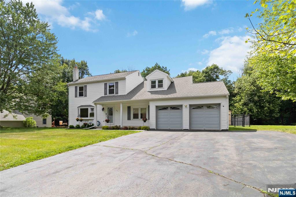 37 Rolling Ridge Road - Photo 1