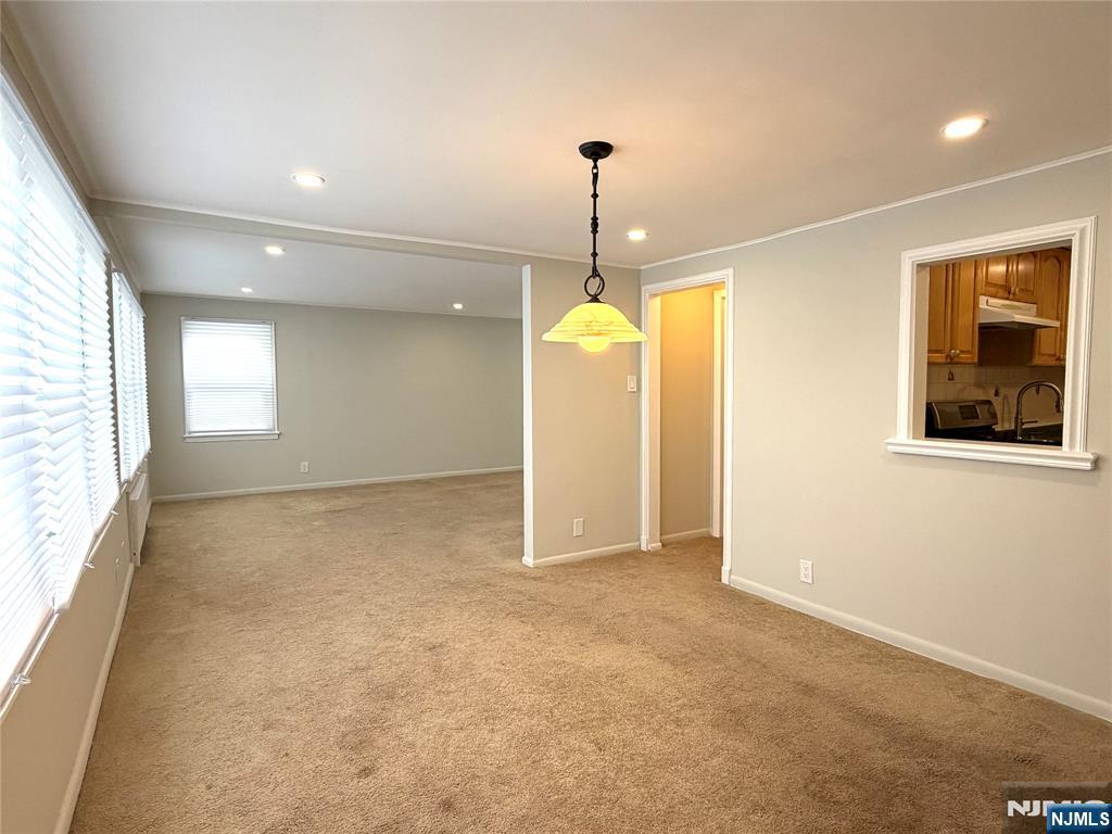 8-04 Saddle River Road D - Photo 3
