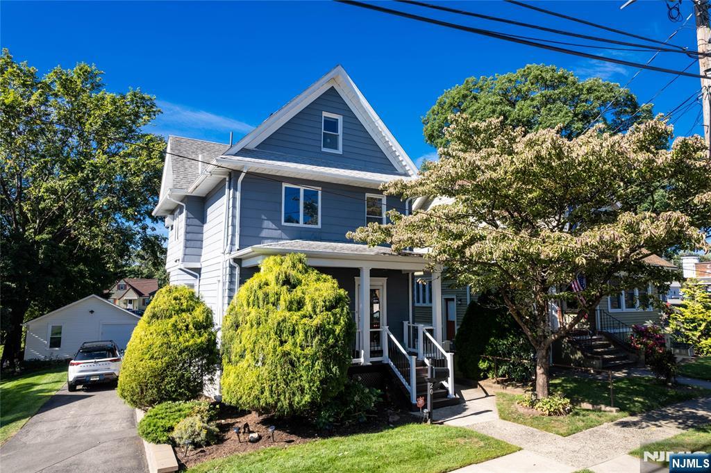 Photo 1 of Single family home for sale at 20 Twain Pl, Clifton, NJ 07013 | MLS# 26031303 | Listing updated on 2026-09-17