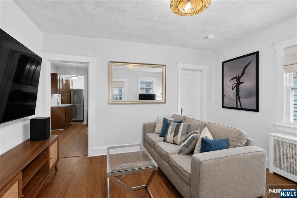 7 Laurel Place - Photo 4