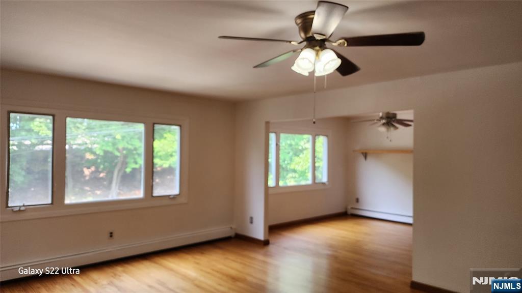 336 6th Street 2nd floor - Photo 2
