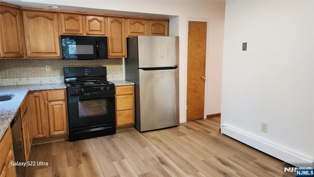 336 6th Street 2nd floor - Photo 3