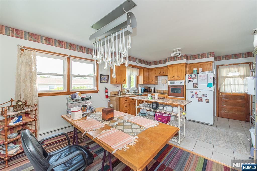 48 Whittaker Avenue 2 - Photo 4