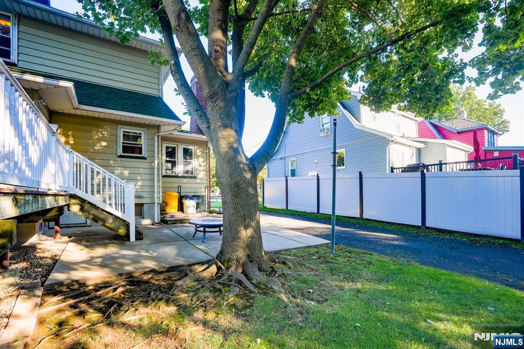 200 Elm Avenue