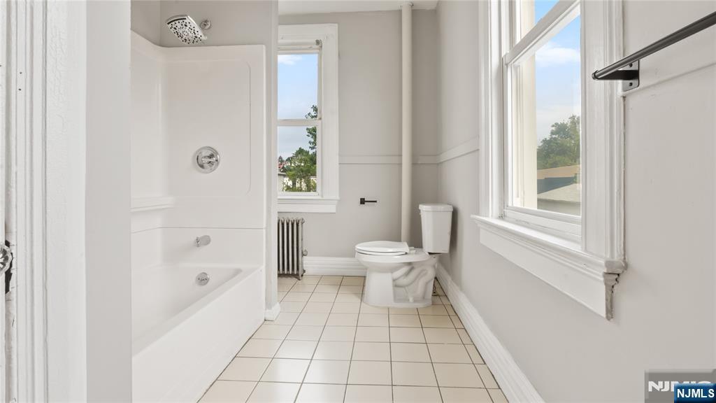 385 Stephens Street - Photo 1