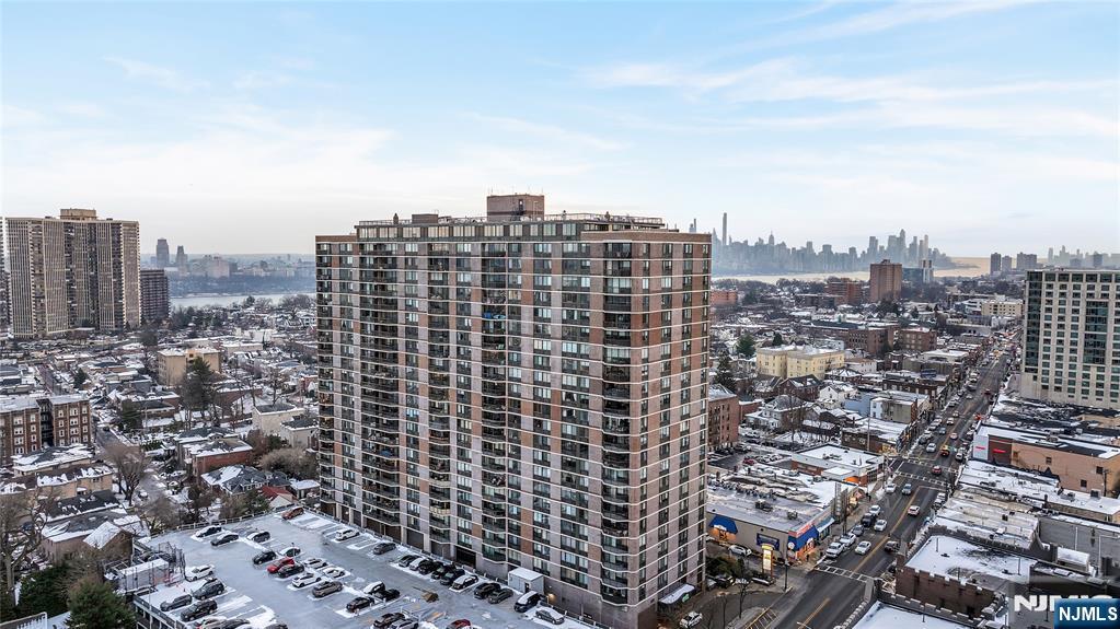 2nd image of 770 Anderson Ave #21H, Cliffside Park, NJ 07010 | MLS# 26031325